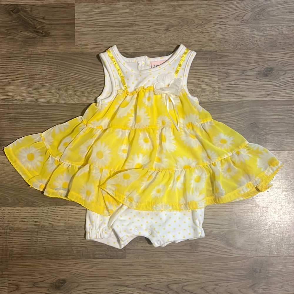 Little Lass Size 12 Dress with Snap Shorts